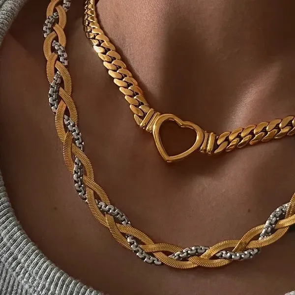 Gold_Dual_Tone_Twist_Necklace_For_Women